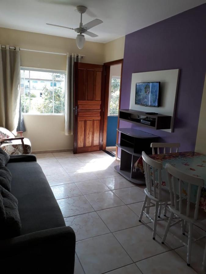 Апартаменты Residencial Caxias Бомбиньяс Экстерьер фото